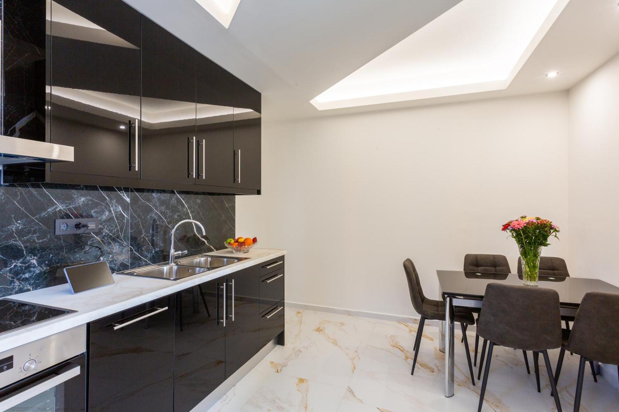 Marina Apartments Kardamýli Eksteriør bilde