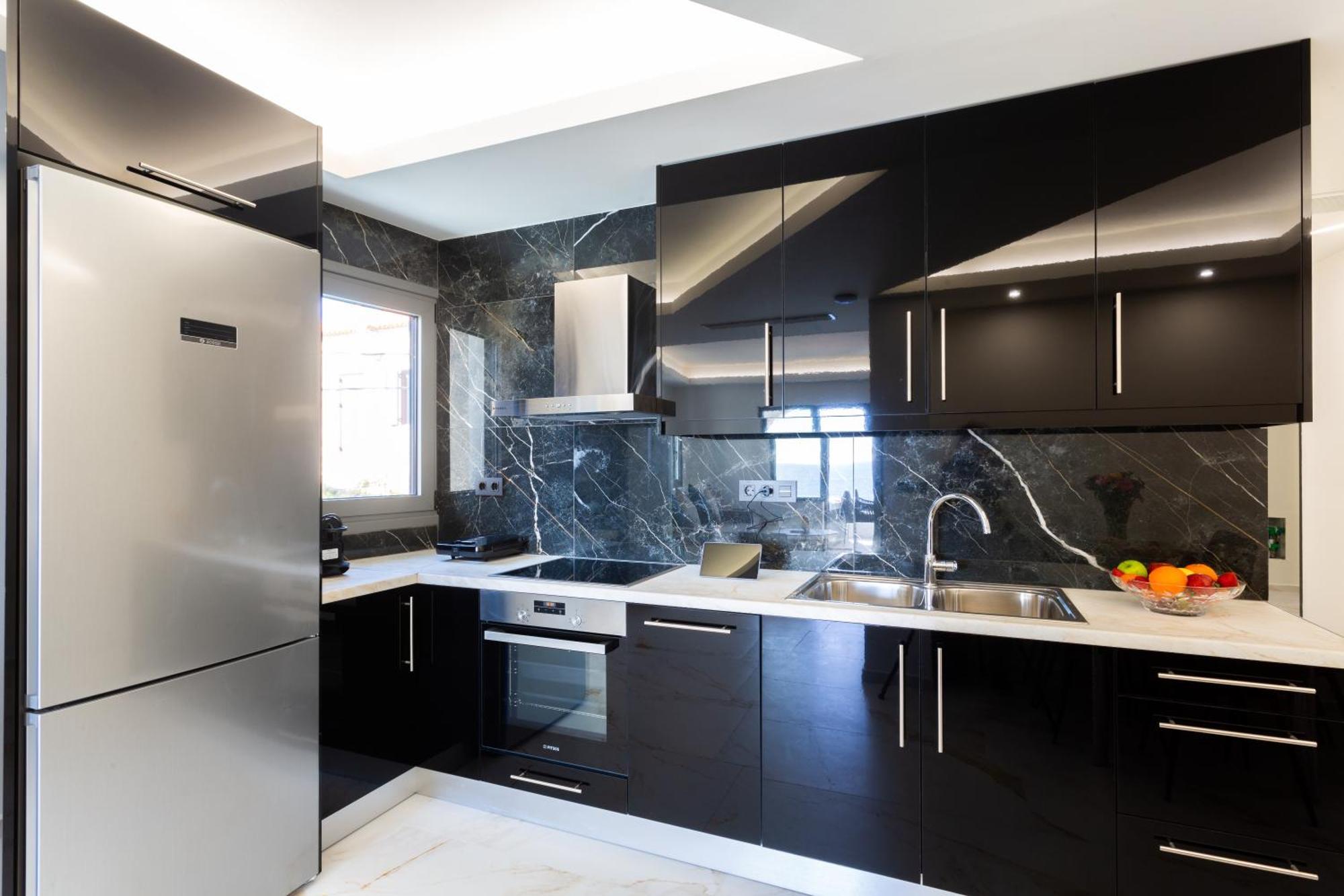 Marina Apartments Kardamýli Eksteriør bilde