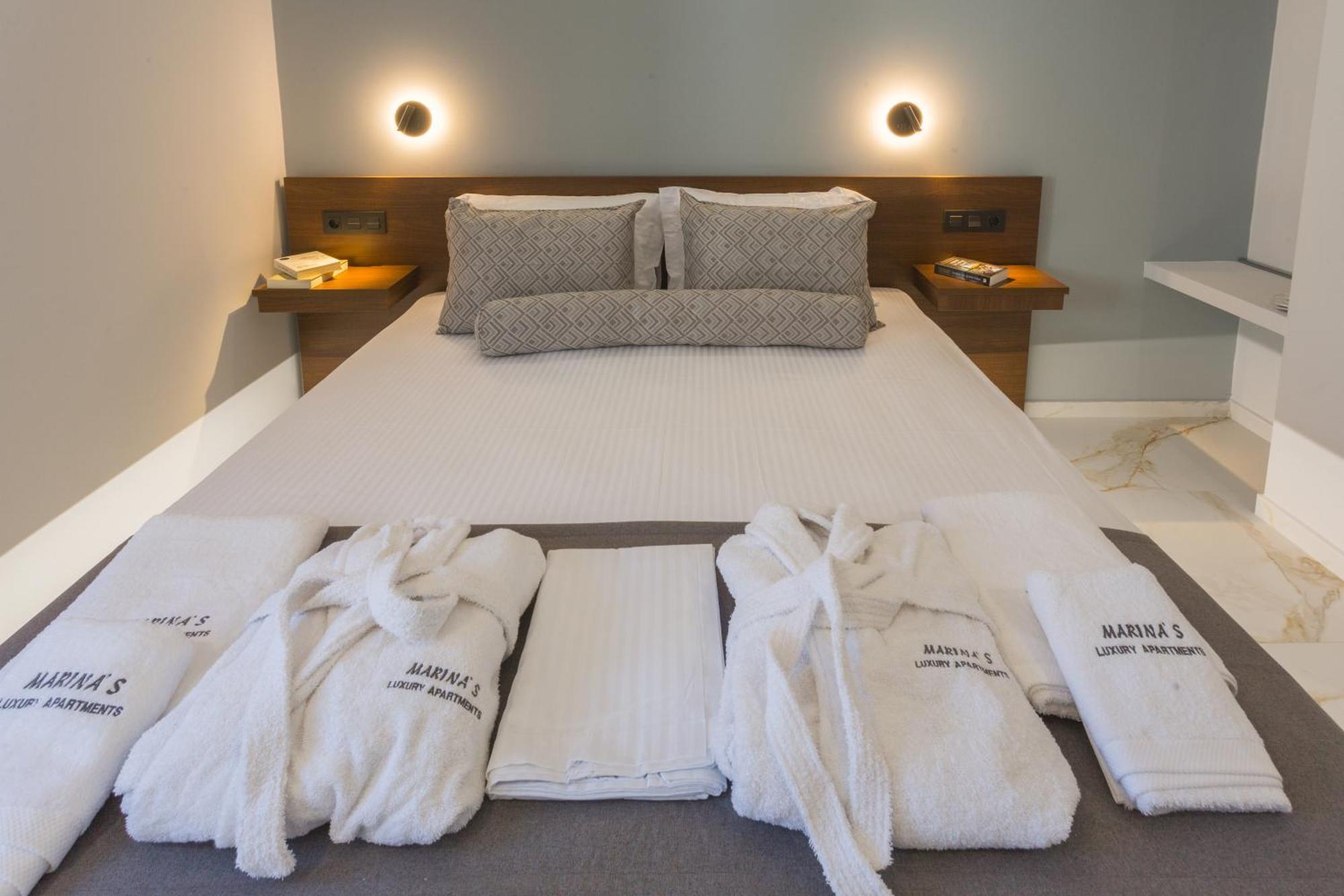 Marina Apartments Kardamýli Eksteriør bilde