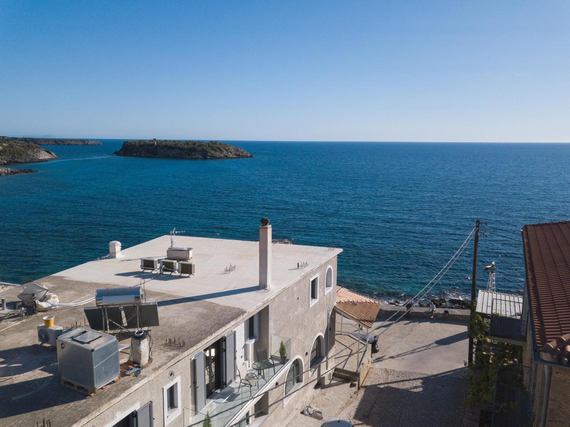 Marina Apartments Kardamýli Eksteriør bilde