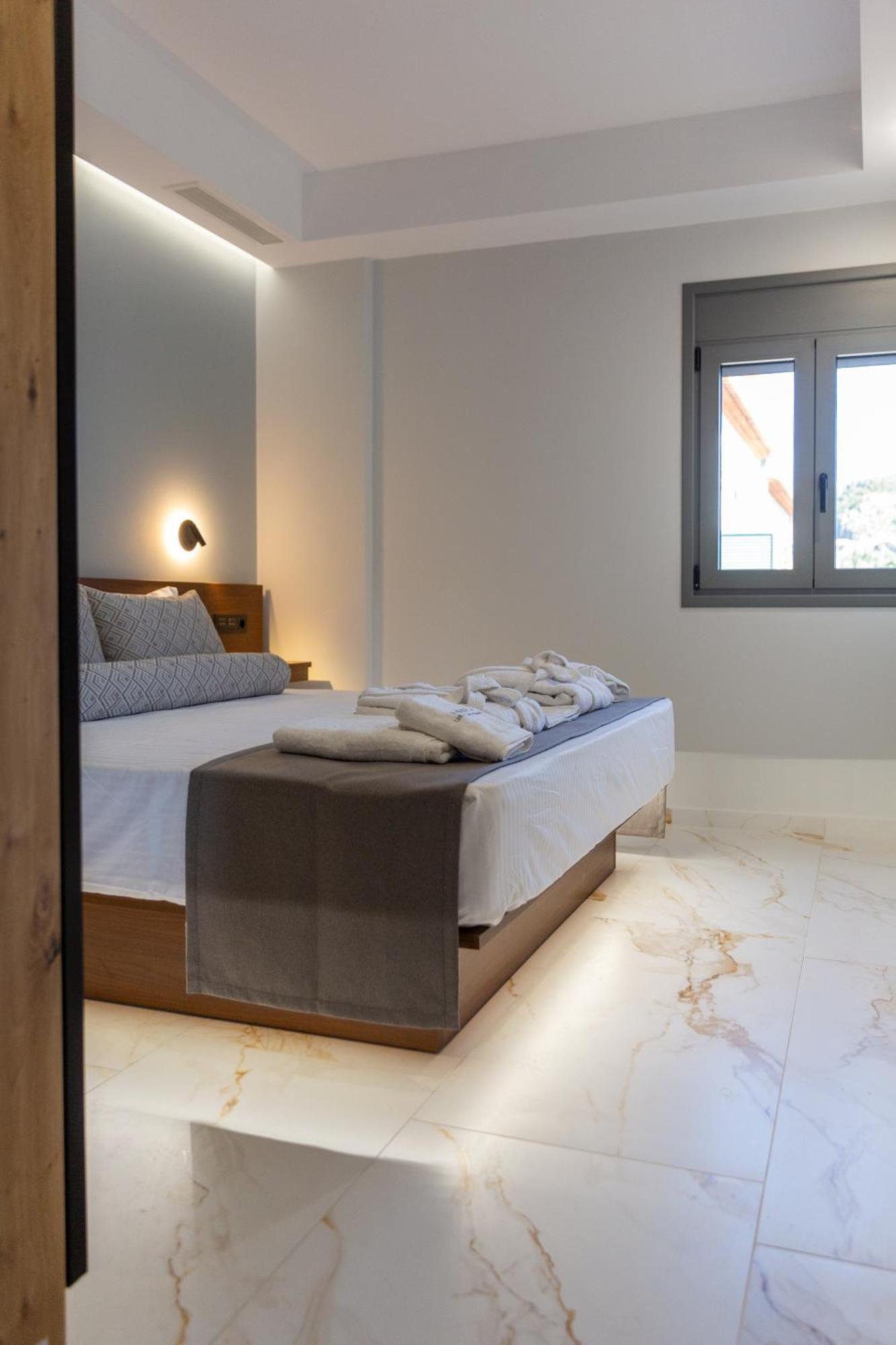 Marina Apartments Kardamýli Eksteriør bilde